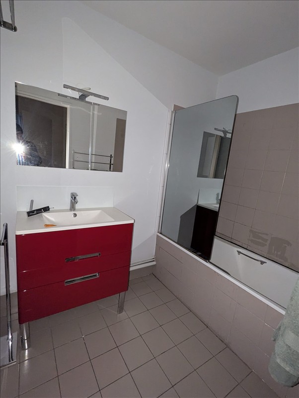 Appartement - 3ème étage - 53 m2 - 2 pièces - Meublé - Photo 5