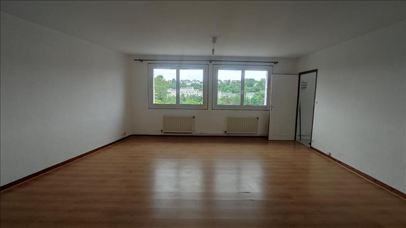 Appartement - 2ème étage - 100,97 m2 - 3 pièces - Non meublé - Photo 2