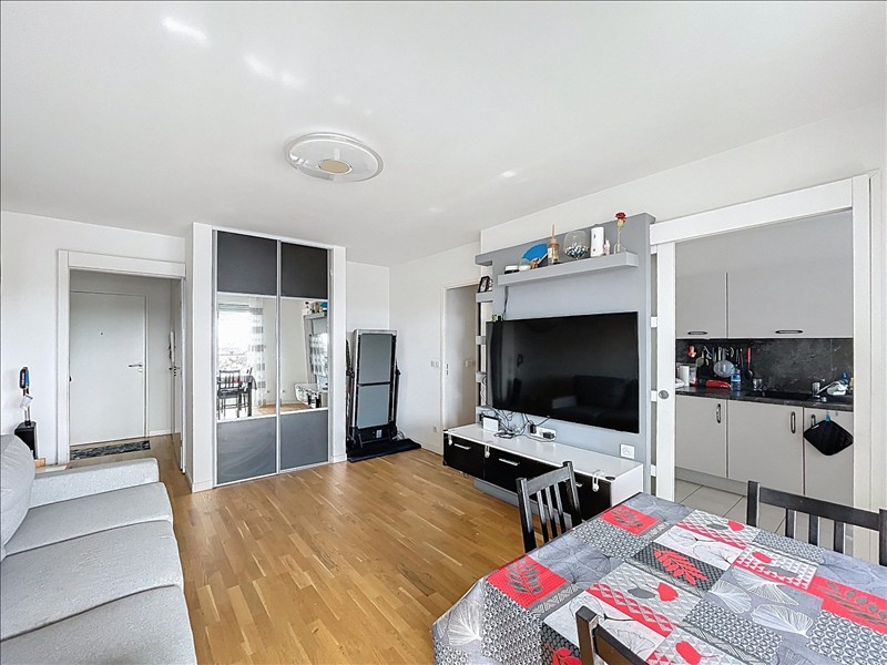 Appartement - 3ème étage - 63,33 m2 - 3 pièces - Meublé - - Photo 4