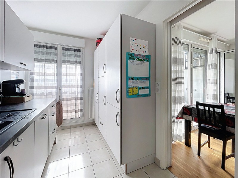 Appartement - 3ème étage - 63,33 m2 - 3 pièces - Meublé - - Photo 5