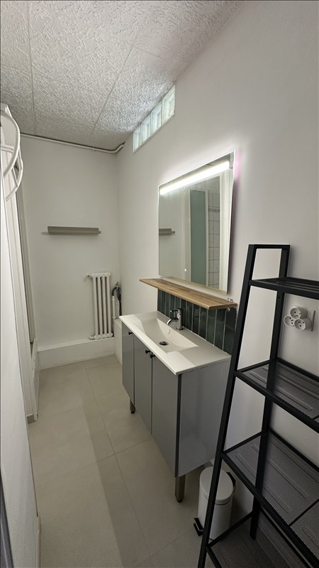 Appartement - 2ème étage - 54,50 m2 - 3 pièces - Meublé - Photo 5