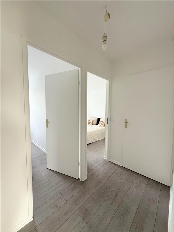 Appartement - RDC - 61,68 m2 - 3 pièces - Meublé - Photo 4