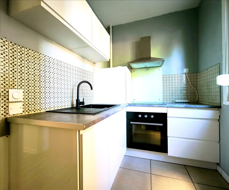 Appartement - RDC - 40.07 m2 - 2 pièces - Non meublé - Photo 3