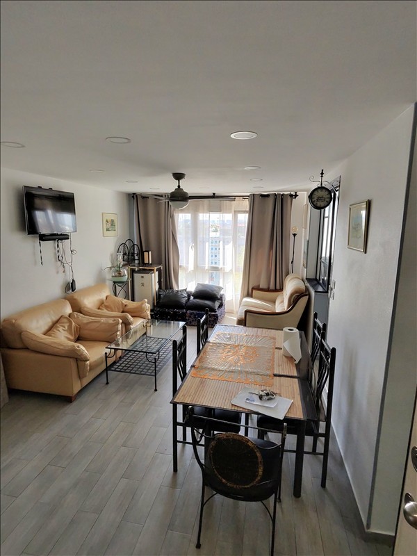 Appartement - 9ème étage - 51,50 m2 - 2 pièces - Meublé - Photo 2