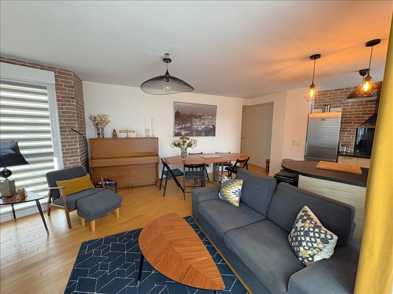 Appartement à louer, 3 pièces, 66 m², Alfortville