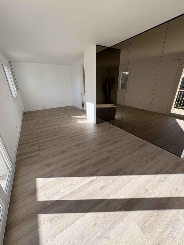 Appartement à louer, 4 pièces, 76 m², 83100 Toulon