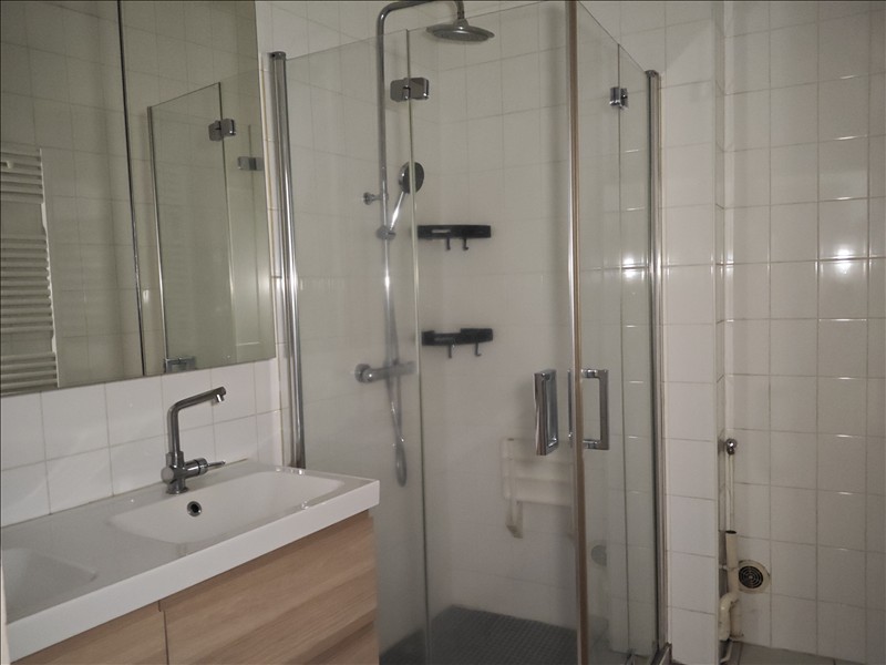 Appartement - 1er étage - 80 m2 - 3 pièces - Meublé - Photo 5