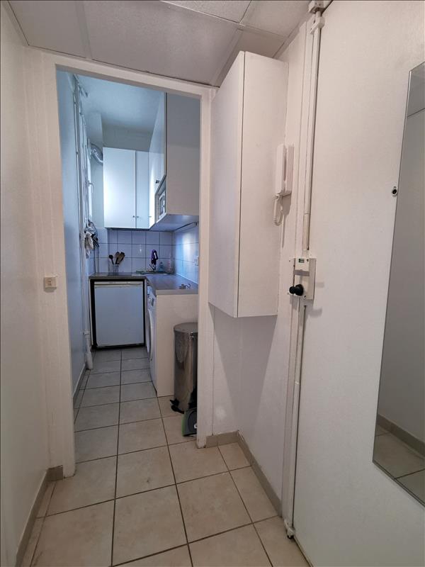 Appartement - RDC - 18.89 m2 - 1 pièce - Meublé - Photo 4