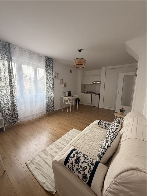 Appartement - 1er étage - 33,27 m2 - 1 pièce - Meublé - Photo 2