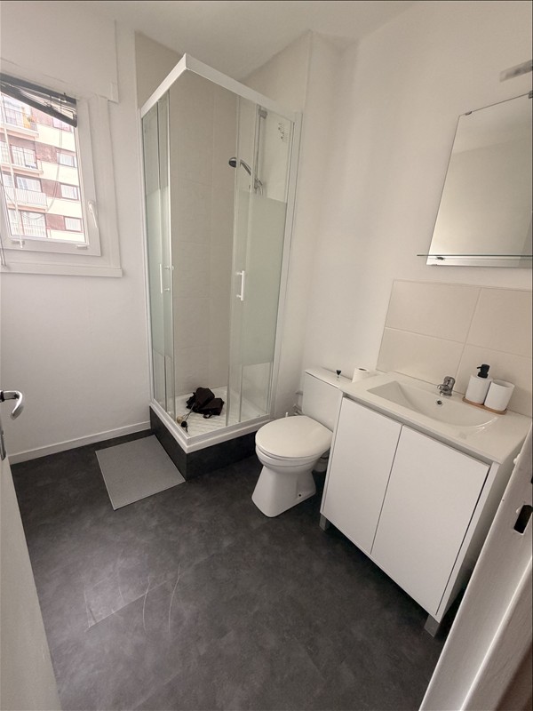 Appartement - 1er étage - 33,27 m2 - 1 pièce - Meublé - Photo 5