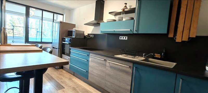 Appartement - 4ème étage - 99,23 m2 - 5 pièces - Meublé - Photo 2