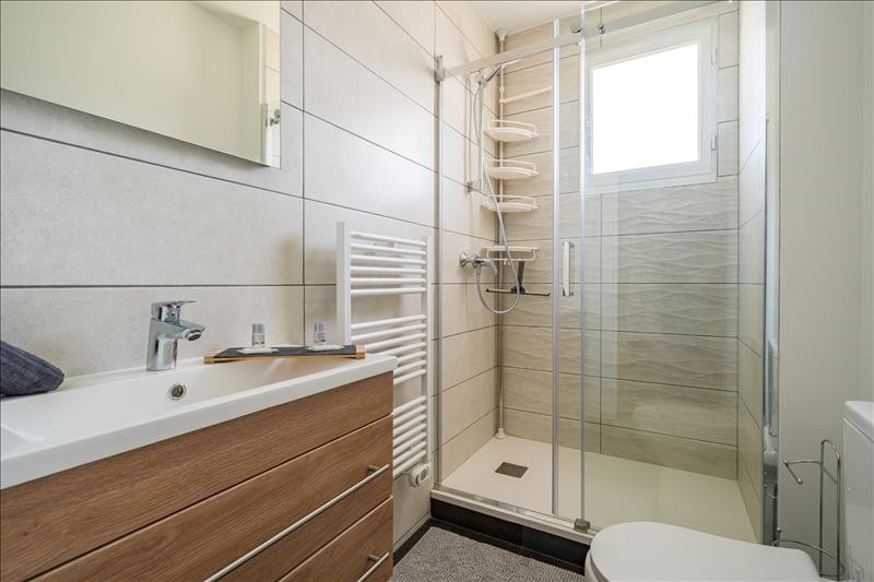 Appartement - 1er étage - 29,70 m2 - 2 pièces - Meublé - Photo 4
