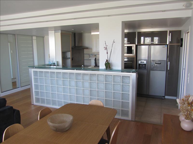 Appartement - 6ème étage - 81 m2 - 3 pièces - Meublé - Photo 2