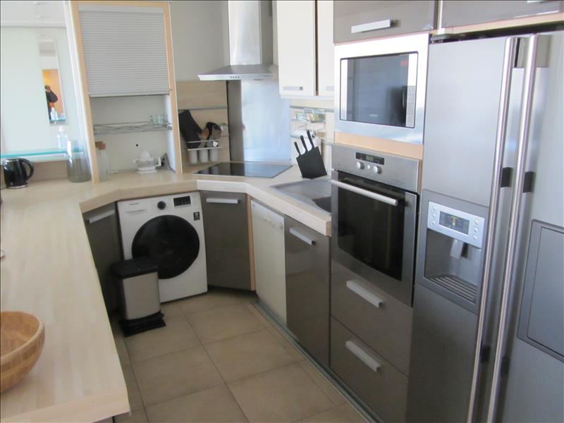 Appartement - 6ème étage - 81 m2 - 3 pièces - Meublé - Photo 3