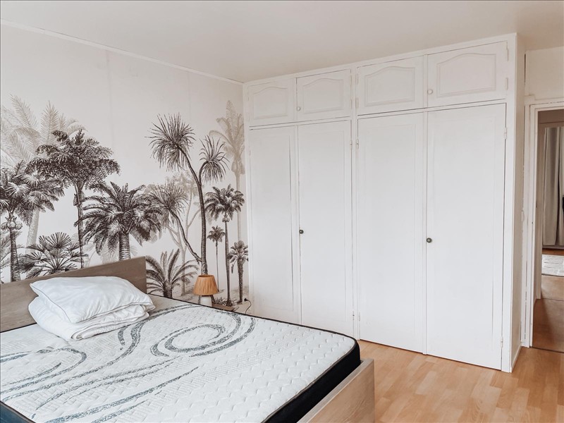 Appartement - 3ème étage - 65,20 m2 - 3 pièces - Meublé - Photo 4