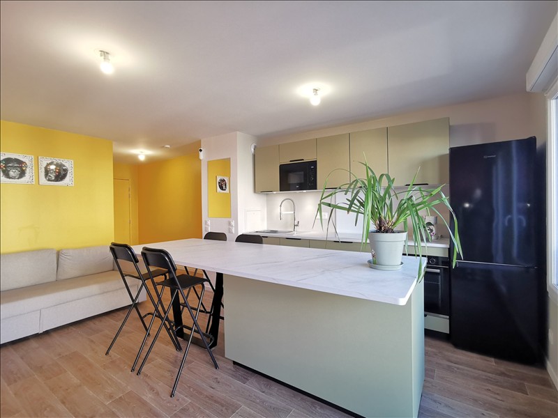 Appartement - 4ème étage - 43.57 m2 - 2 pièces - Meublé - Photo 4
