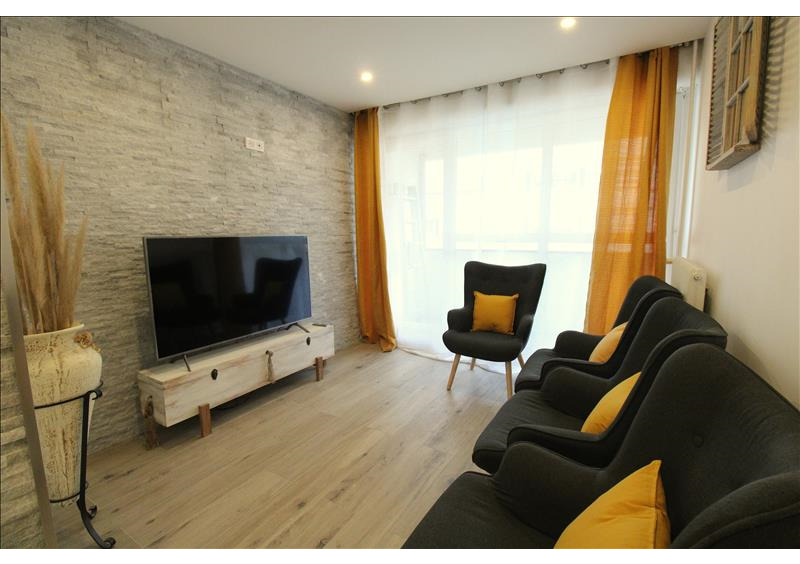 Chambre meublée en colocation - 11,5m2 au 4e étage - Photo 3