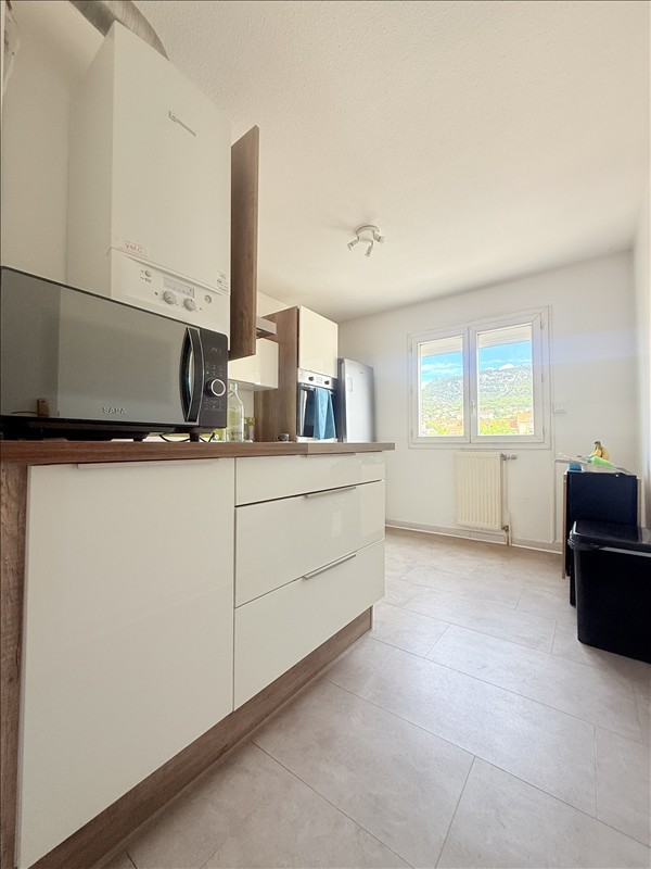 Appartement - 4ème étage - 84,57 m2 - 4 pièces - Meublé - Photo 5