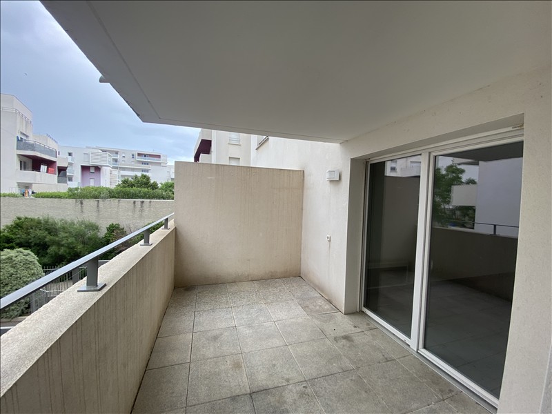 Appartement - 1er étage - 40,79 m2 - 2 pièces - Non meublé - Photo 5