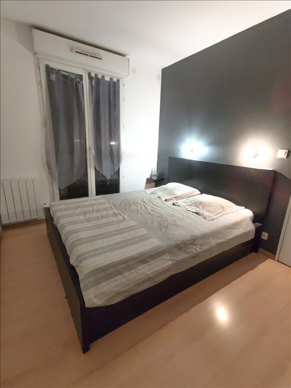 Appartement - Meublé - 1er étage - 37,9 m2 - 2 pièces - Photo 4