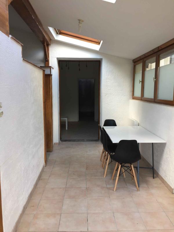 Appartement - RDC - 60 m2 - 2 pièces - Meublé - Photo 2