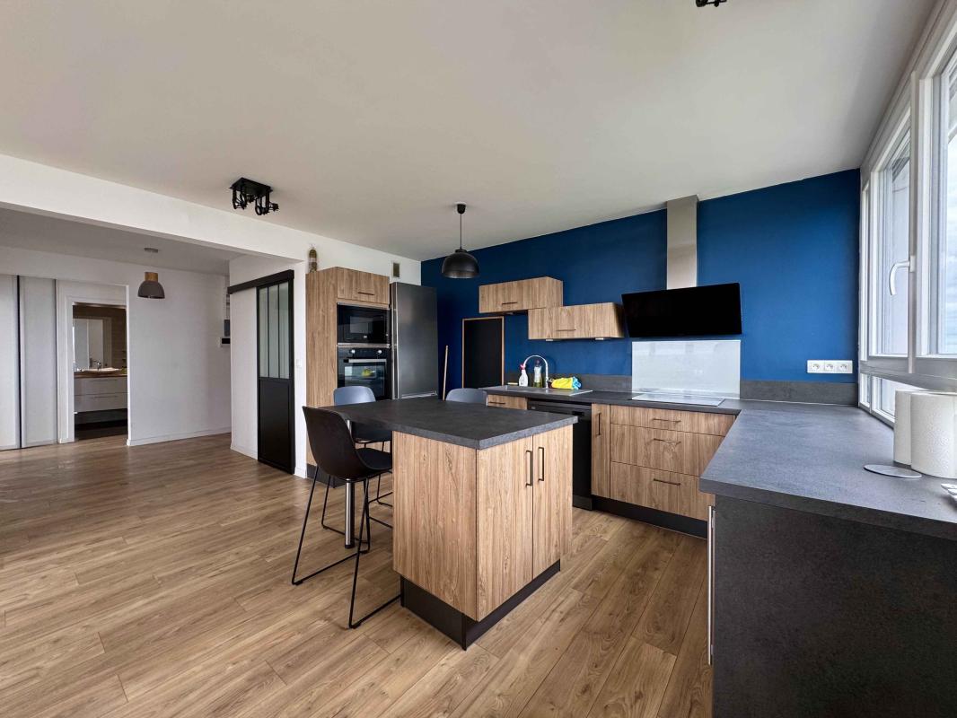 Appartement à louer, 3 pièces, 77 m², Angers 49000