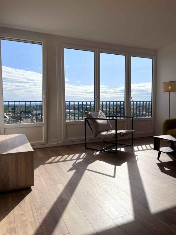 Appartement meublé - 10ème étage - 77 m2 - 3 pièces - Meublé - Photo 2