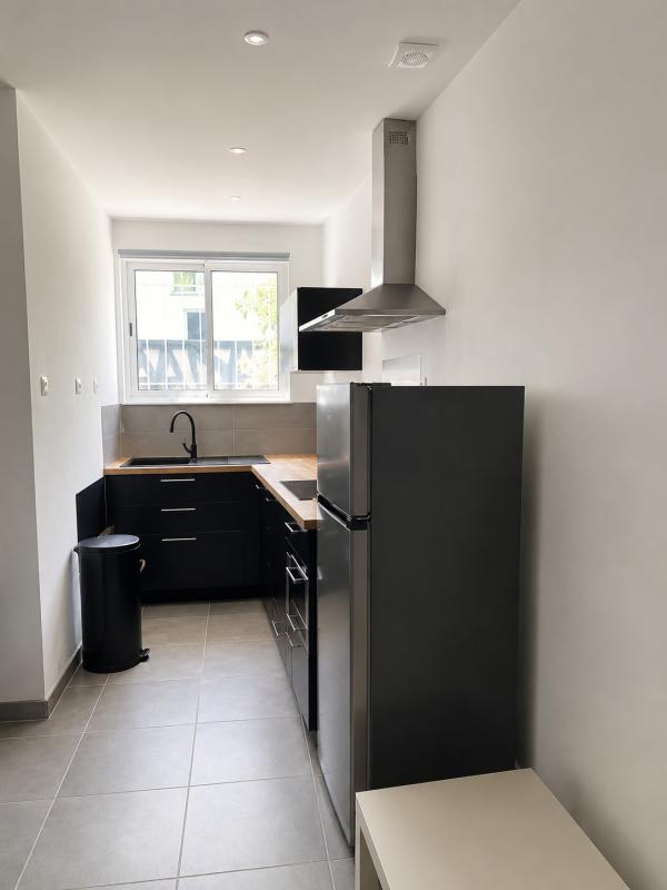 Appartement - RDC - 60.34 m2 - 3 pièces - Non meublé - Photo 2
