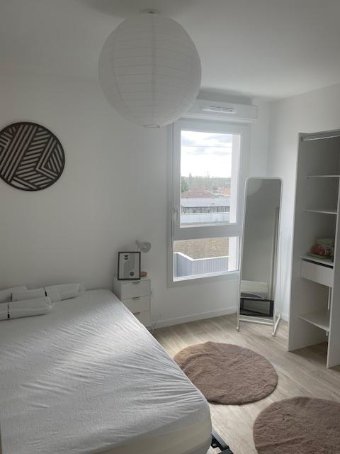 Appartement - 4ème étage - 61,30 m2 - 3 pièces - Meublé - Photo 4