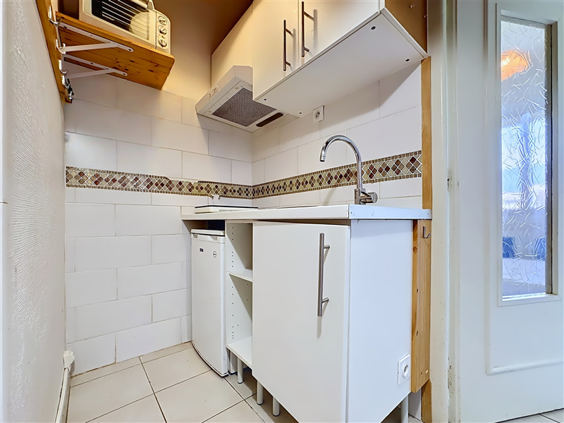 Appartement - 4ème étage - 32 m2 - 2 pièces - Meublé - Photo 4