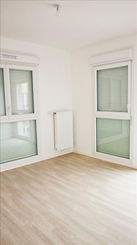 Appartement - 4ème étage - 44,34 m2 - 2 pièces - Non Meublé - Photo 3