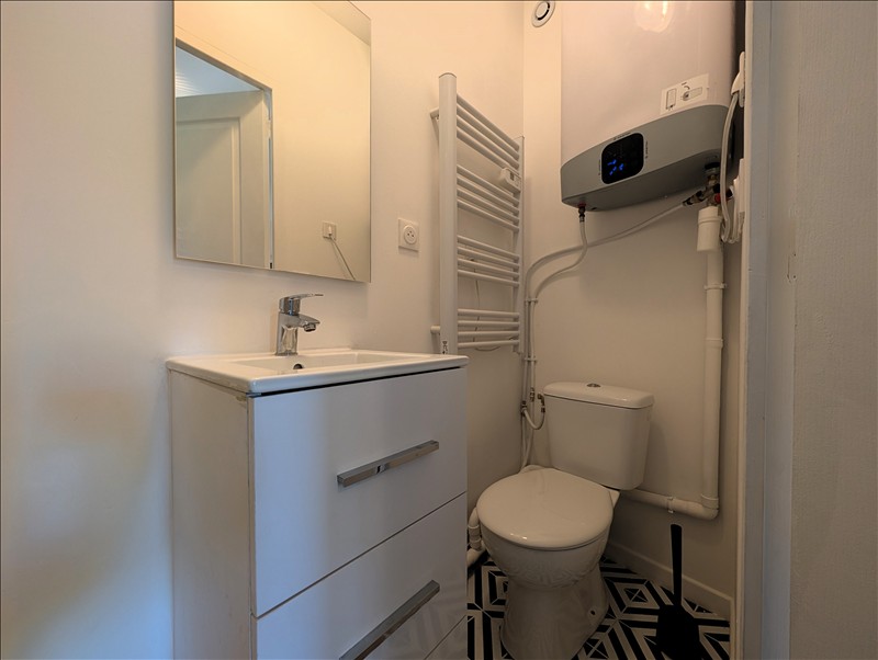 Appartement - 1er étage - 13,18 m2 - 1 pièce - Meublé - Photo 4