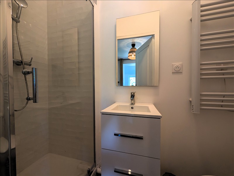 Appartement - 1er étage - 13,18 m2 - 1 pièce - Meublé - Photo 5