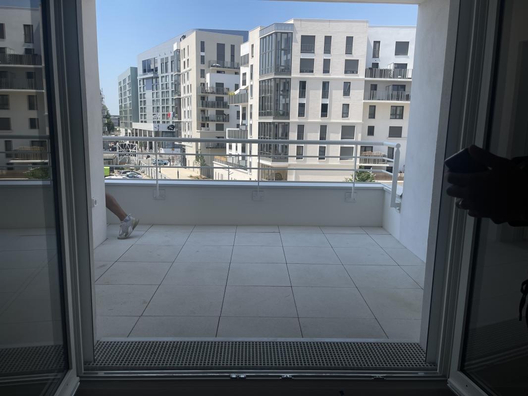 Appartement - 3ème étage - 60,60 m2 - 3 pièces - Meublé - Photo 4