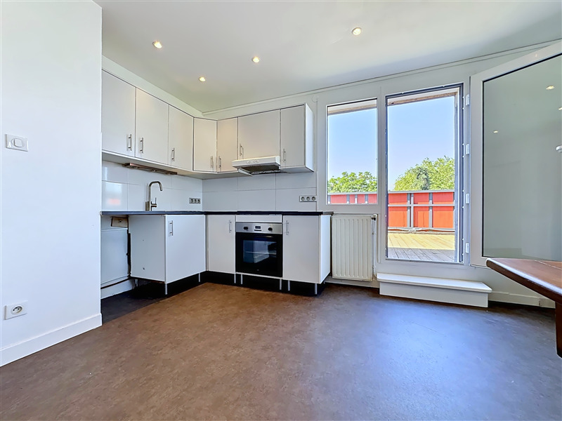 Appartement - 1er étage - 84,93 m2 - 4 pièces - Meublé - Photo 3