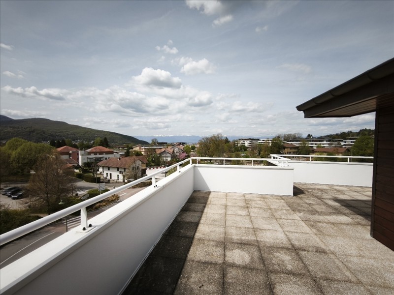 Appartement - 3ème étage - 84,83 m2 - 4 pièces - Non meublé - Photo 2