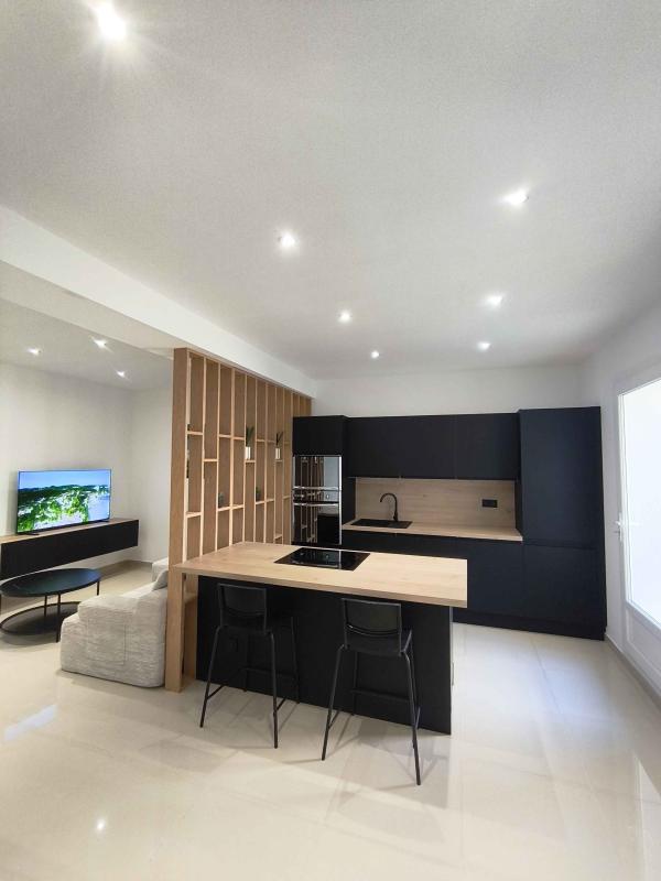 Appartement - 1er étage - 71,75 m2 - 3 pièces - Meublé - Photo 4