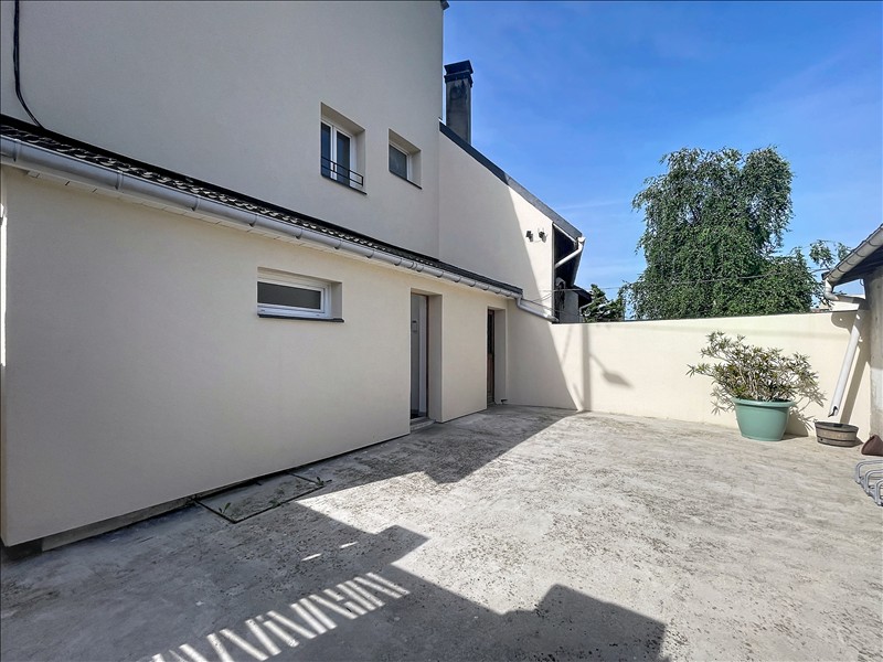 Appartement - RDC - 55 m2 - 2 pièces - Non meublé - Photo 2