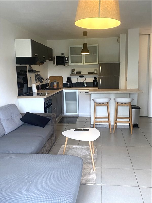 Appartement - 1er étage - 42,87 m2 - 2 pièces - Meublé - Photo 2
