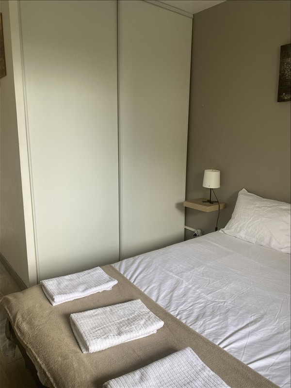 Appartement - 1er étage - 42,87 m2 - 2 pièces - Meublé - Photo 4
