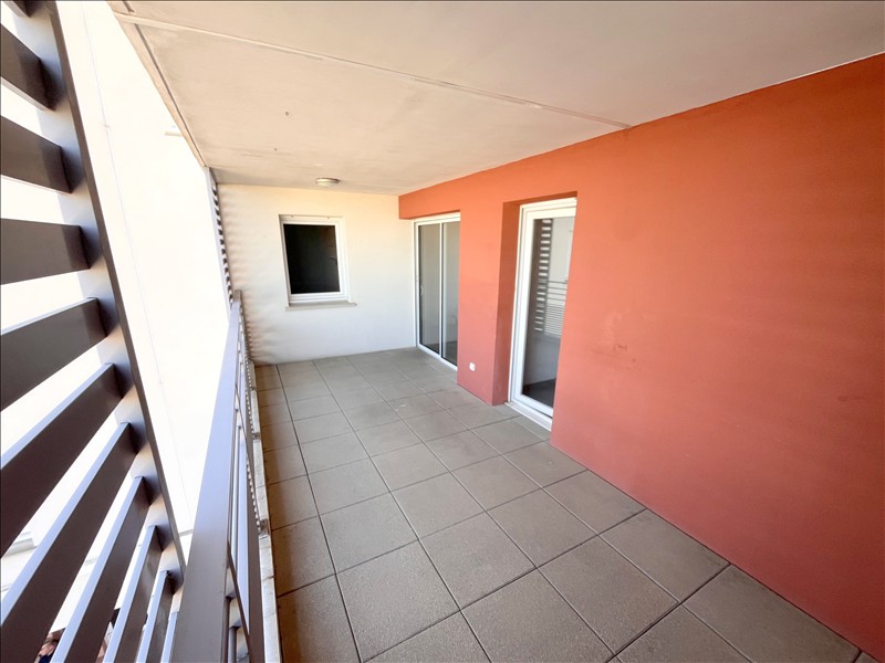 Appartement à louer, 3 pièces, 52 m², Beziers