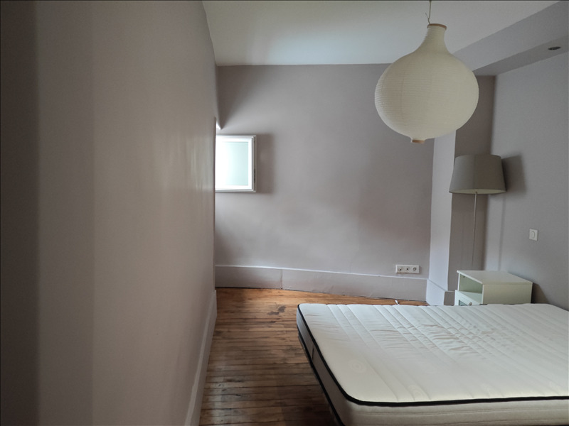 Appartement - 3ème étage - 64 m2 - 3 pièces - Meublé - Photo 3