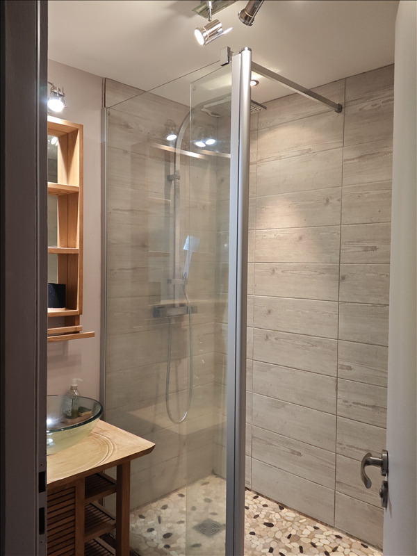 Appartement - 3ème étage - 64 m2 - 3 pièces - Meublé - Photo 5