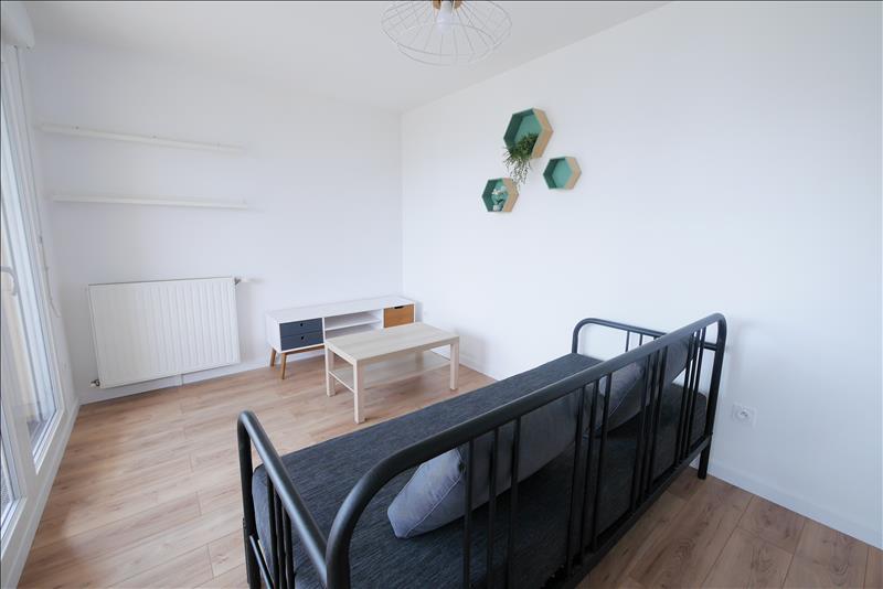 Appartement - 3ème étage - 56 m2 - 3 pièces - Meublé - Photo 2