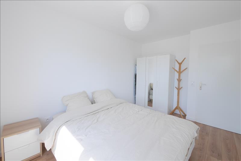 Appartement - 3ème étage - 56 m2 - 3 pièces - Meublé - Photo 4