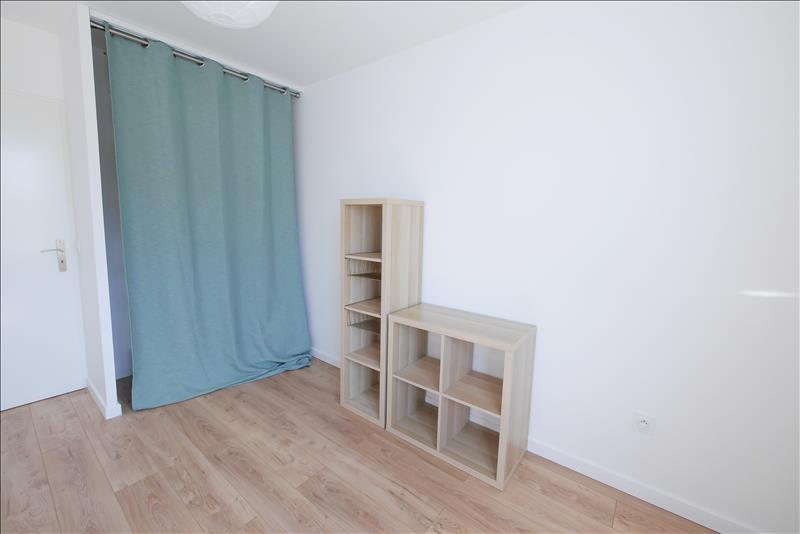 Appartement - 3ème étage - 56 m2 - 3 pièces - Meublé - Photo 5