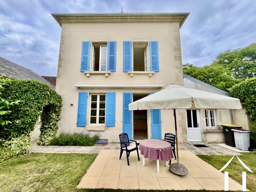 Maison à vendre, 5 pièces, 168 m², Ancy Le Franc