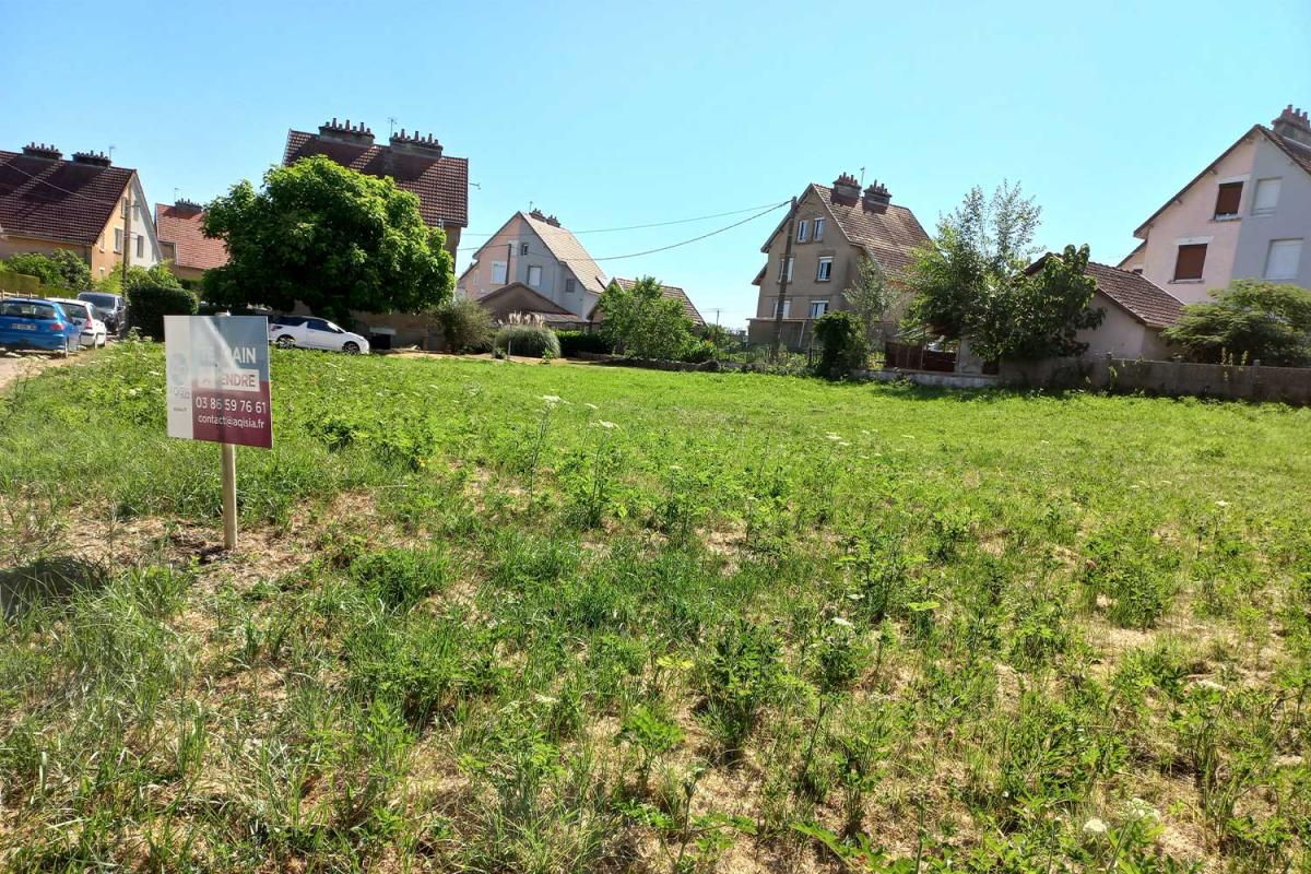 TERRAIN À BÂTIR – 750 M² à CIRY-LE-NOBLE