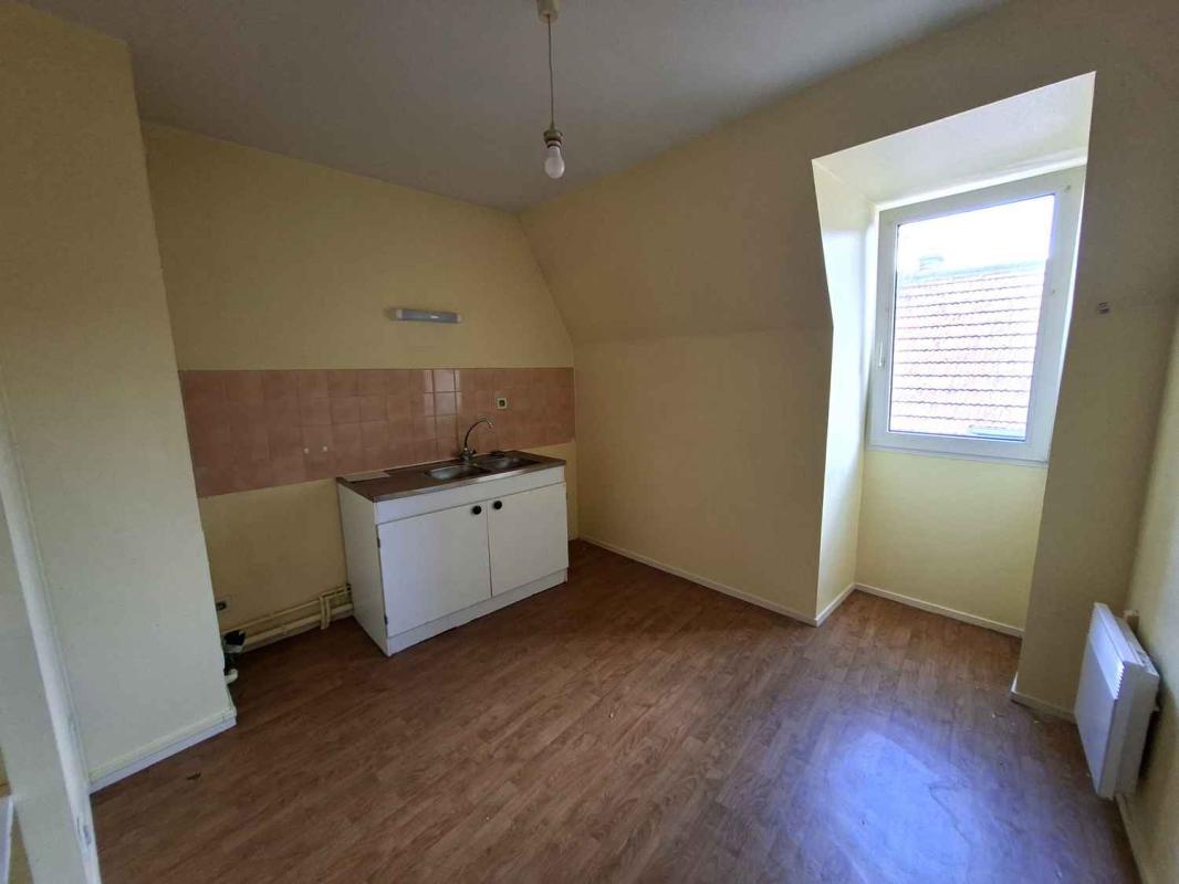 APPARTEMENT 8 PIÈCES – 58 M² À VITTEAUX