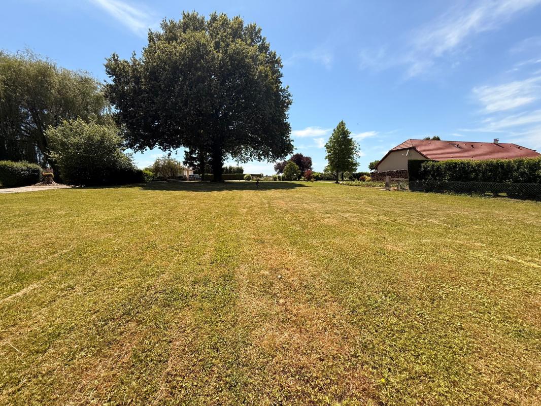 Terrain de 1574 m² constructible